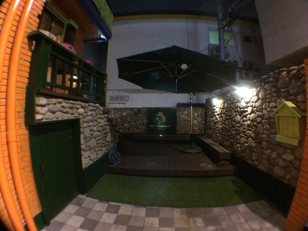 Mr. Comma Guesthouse Seúl Exterior foto